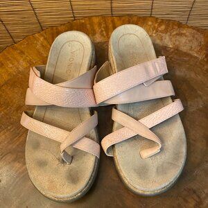 Vionic Sandals Size 8 Used but still got some life!
